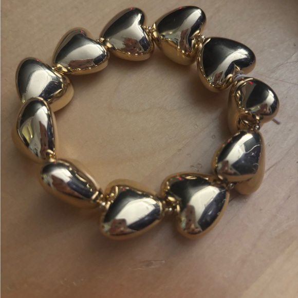 Accessories - Gold Heart Bracelet